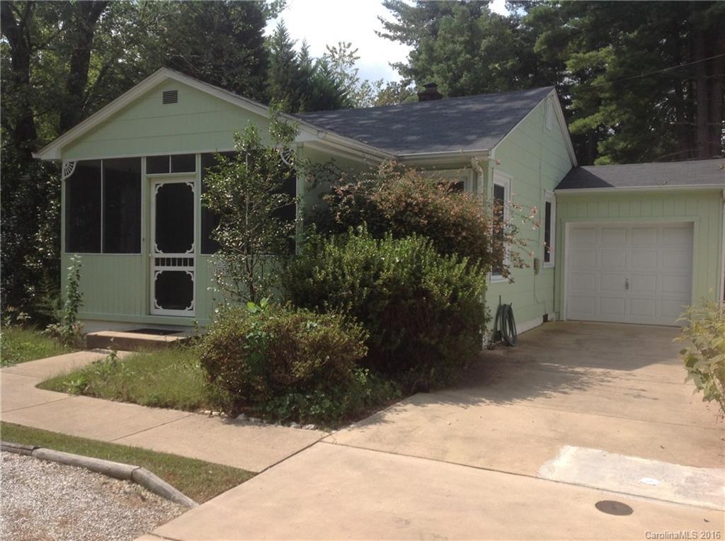 1625 Orleans Ave., Hendersonville, NC 28791