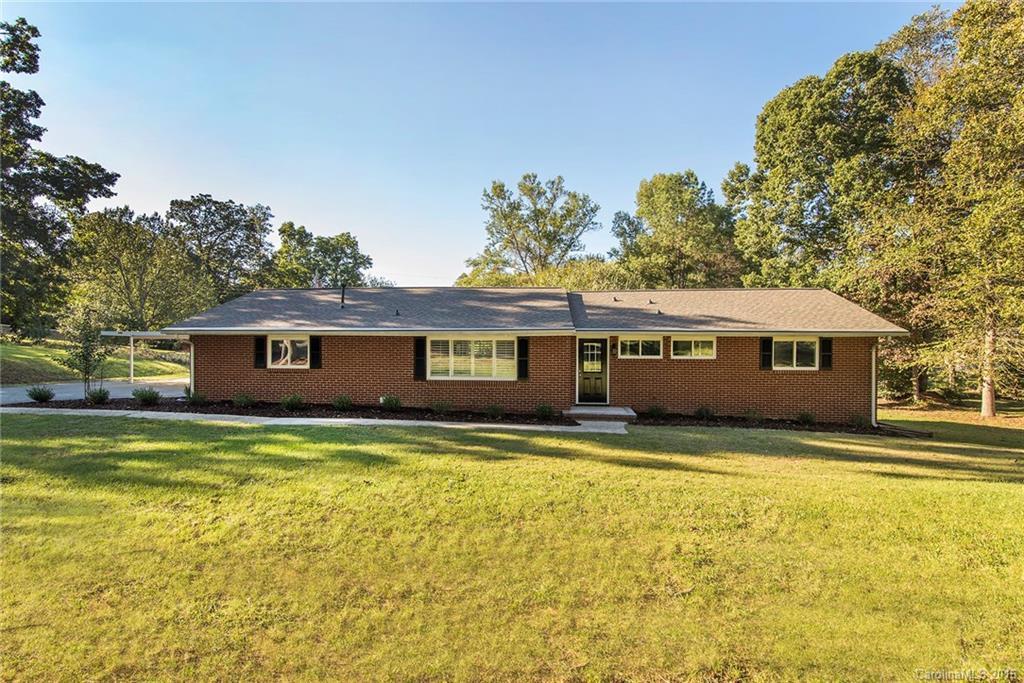 178 Enwood Dr., Charlotte, NC 28214