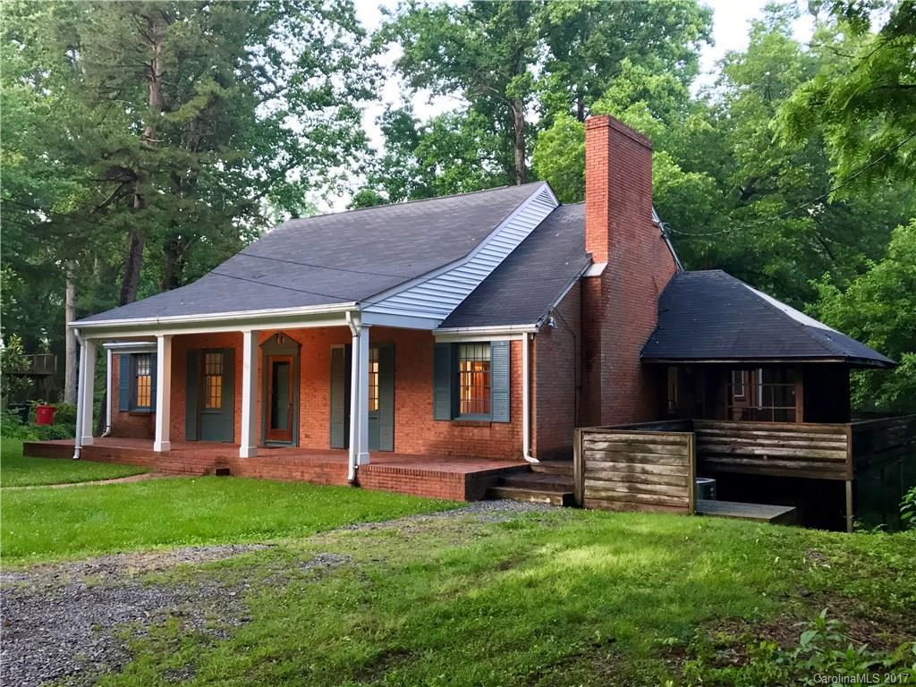 107 Hillside Dr., Davidson, NC 28036