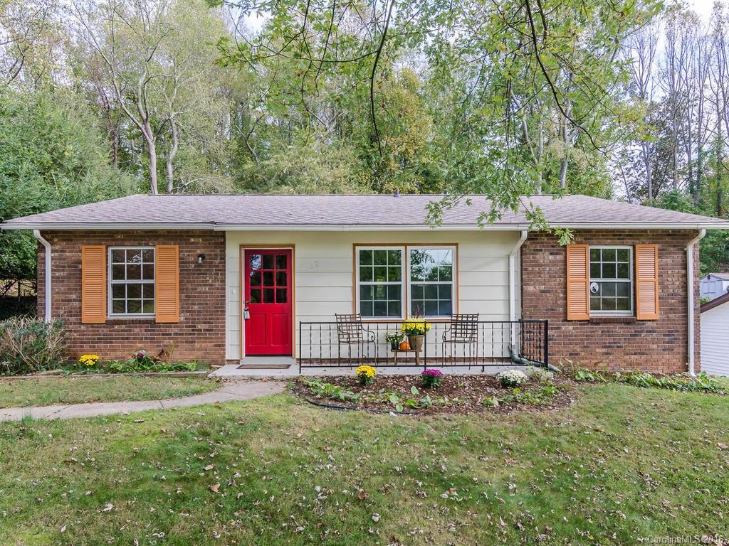 32 Tipperary Dr., Asheville, NC 28806