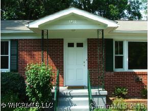 1611 Dixie Ln., Hendersonville, NC 28739