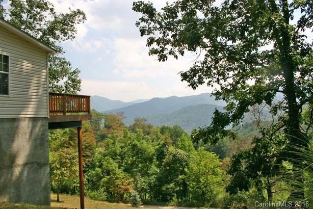 410 Nightingale Pl., Waynesville, NC 28786