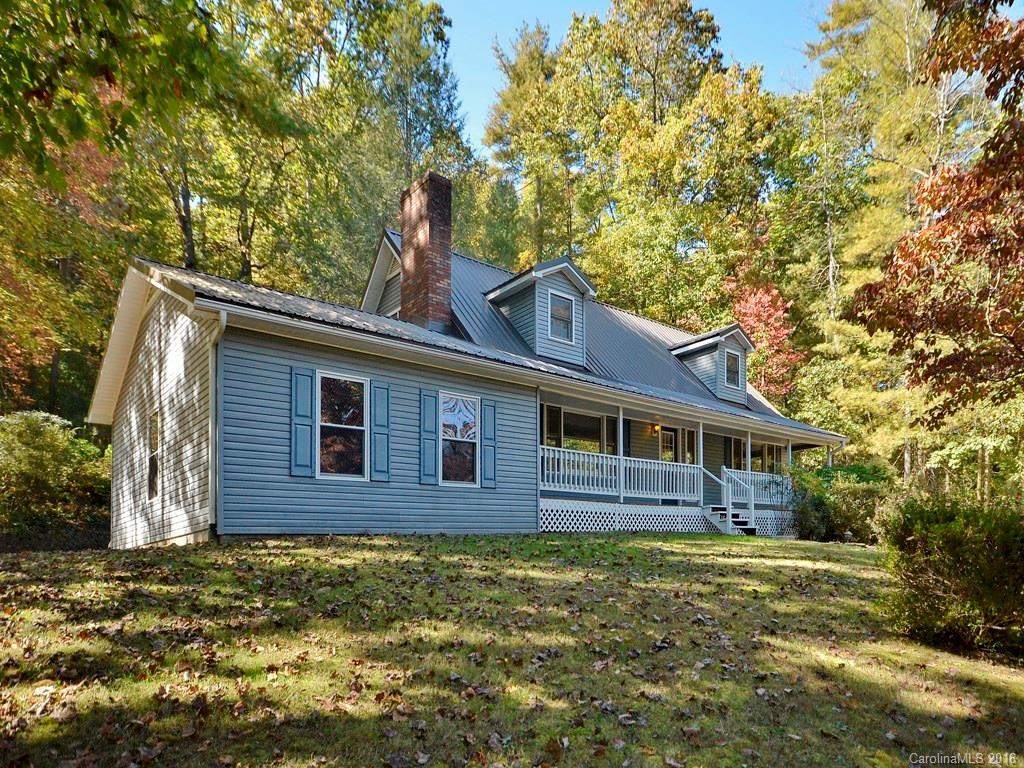 54 Sevier Dr., Hendersonville, NC 28791