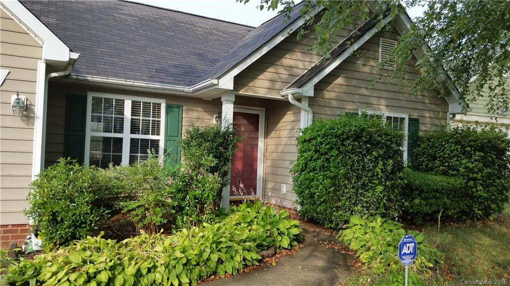 6205 Spanish Moss Ln., Charlotte, NC 28262