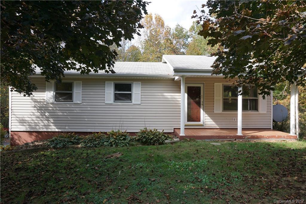 99 Boone St., Spruce Pine, NC 28777