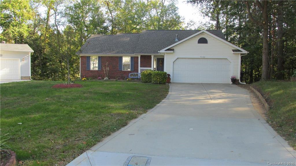 7522 Hubbard Woods Rd., Charlotte, NC 28269