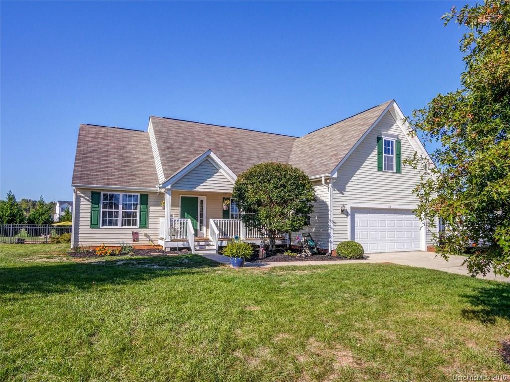 119 Midglen Ct., Mooresville, NC 28115