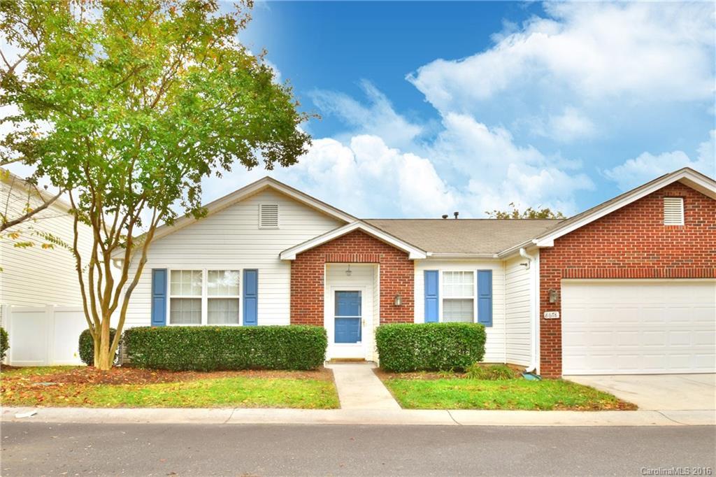 8678 Meadowmont View Dr., Charlotte, NC 28269