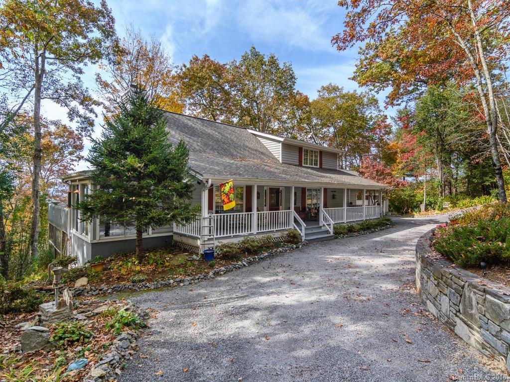 5571 Spring Rd., Hendersonville, NC 28739