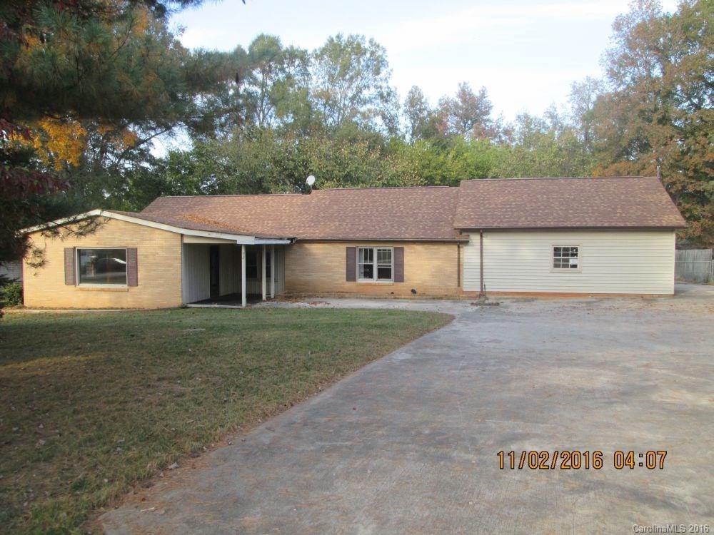 218 Nesbitt Dr., Salisbury, NC 28147