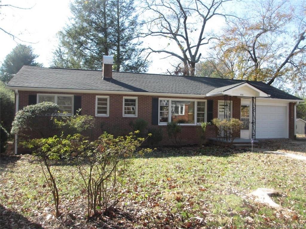 833 S Whitted St., Hendersonville, NC 28739