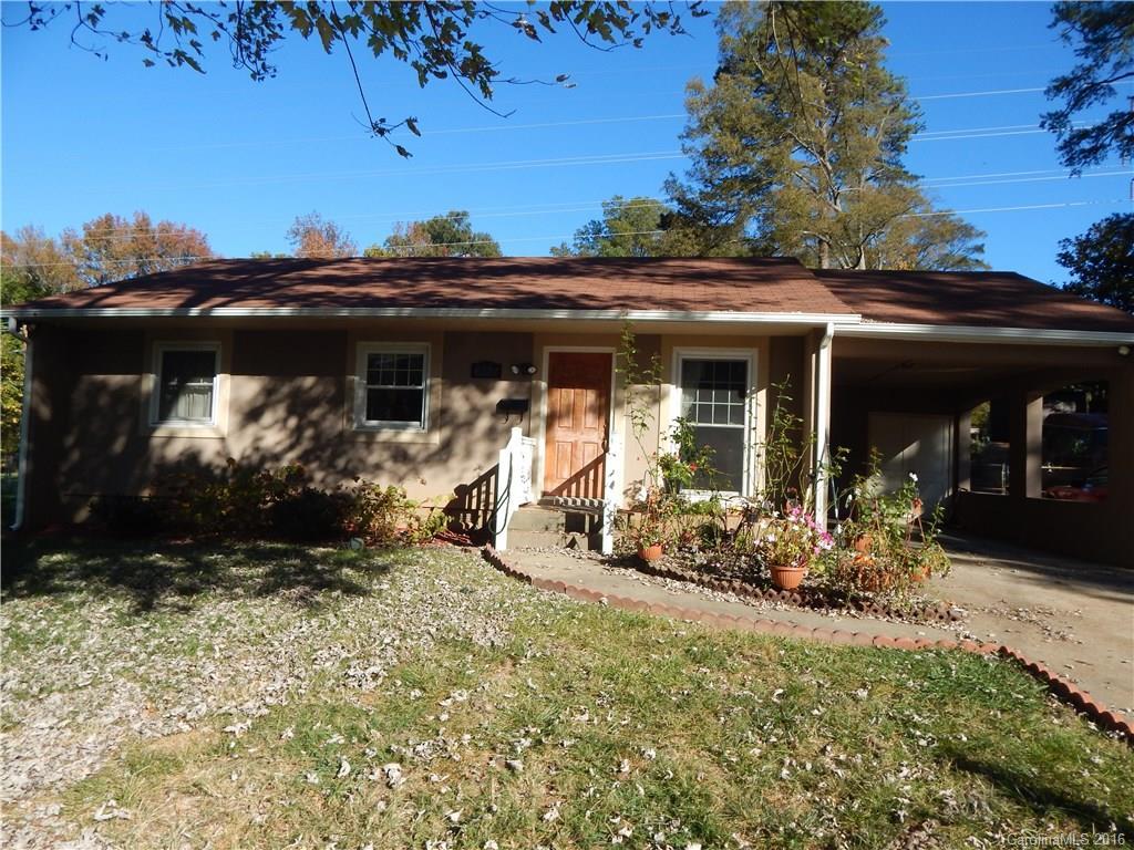 6321 Barrington Dr., Charlotte, NC 28215