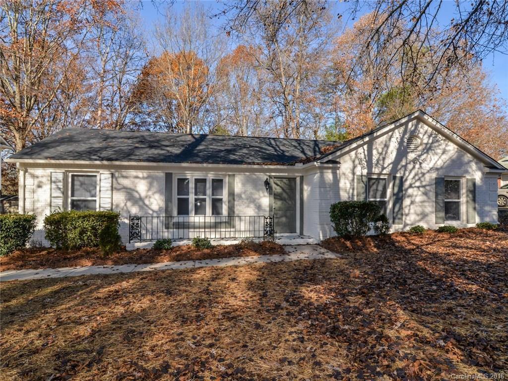 6441 Bridlewood Ln., Charlotte, NC 28215