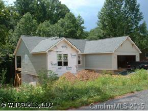 129 Mockingbird Hill Dr, Etowah, NC 28729