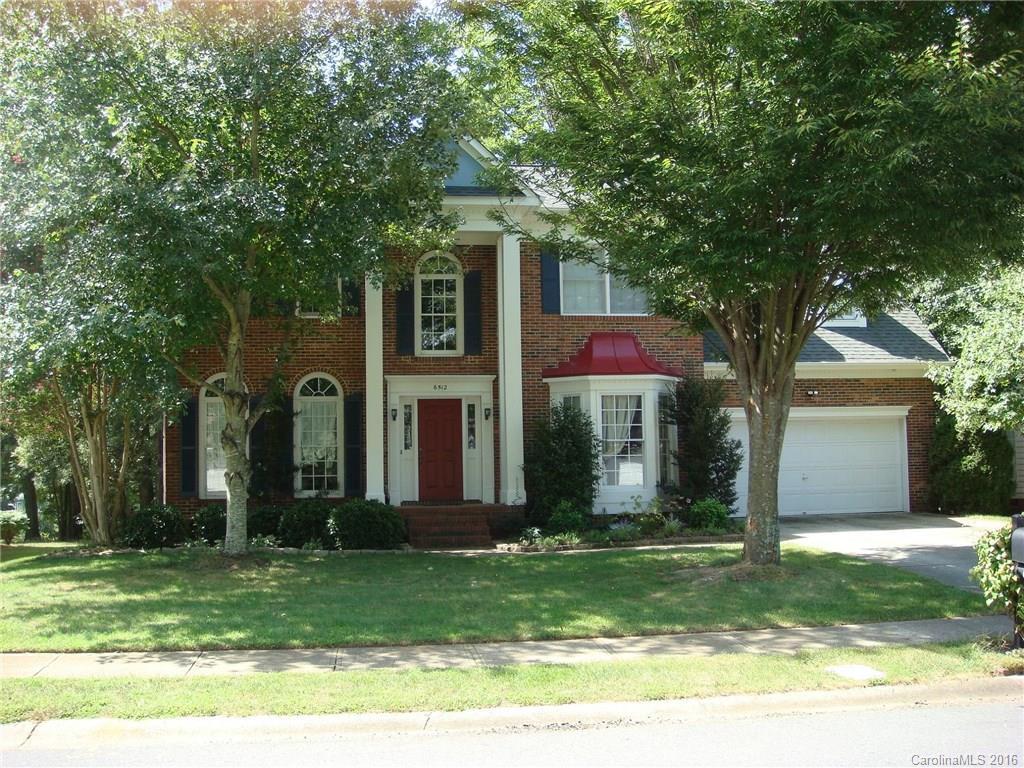 6512 Fairway Point Dr., Charlotte, NC 28269