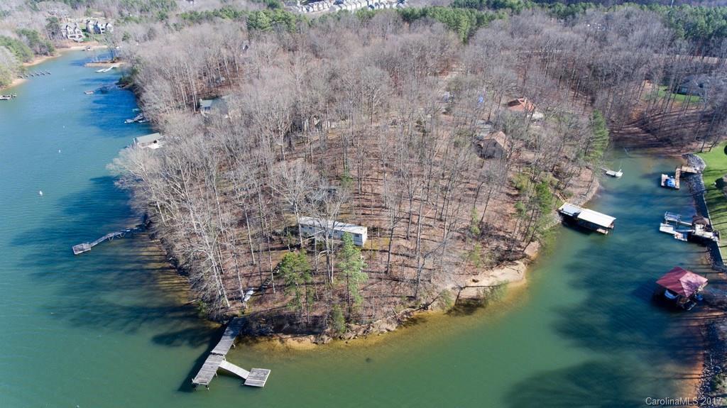 145 Gatehouse Ln., Mooresville, NC 28117