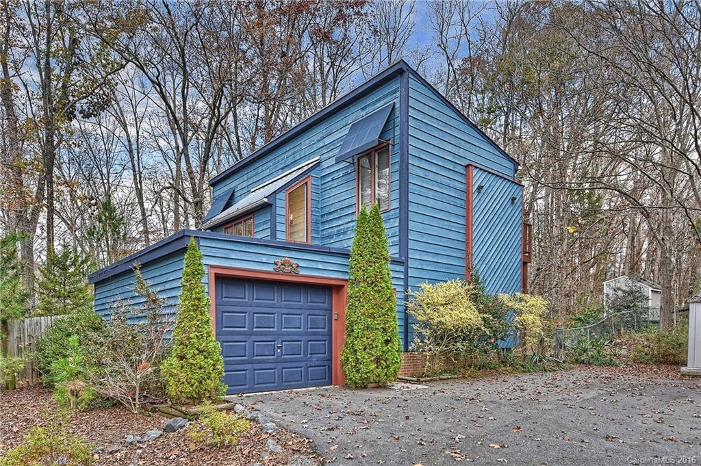 7221 Delta Lake Dr. #L2 & P1, Charlotte, NC 28215