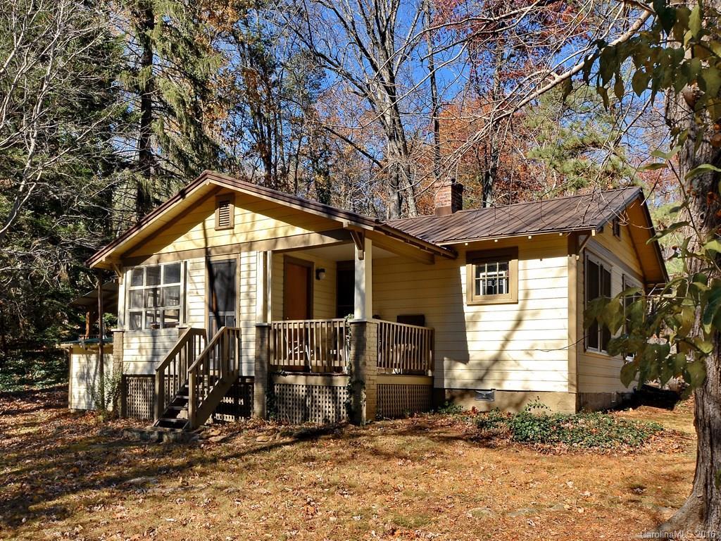 105 Walker St., Black Mountain, NC 28711