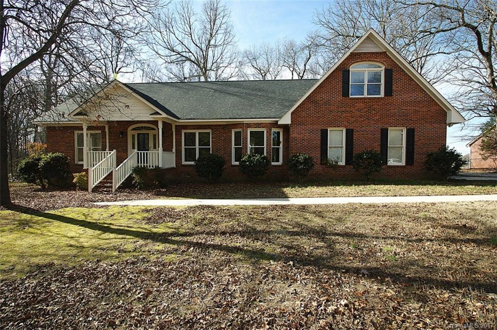 611 Neal Hawkins Rd., Gastonia, NC 28056