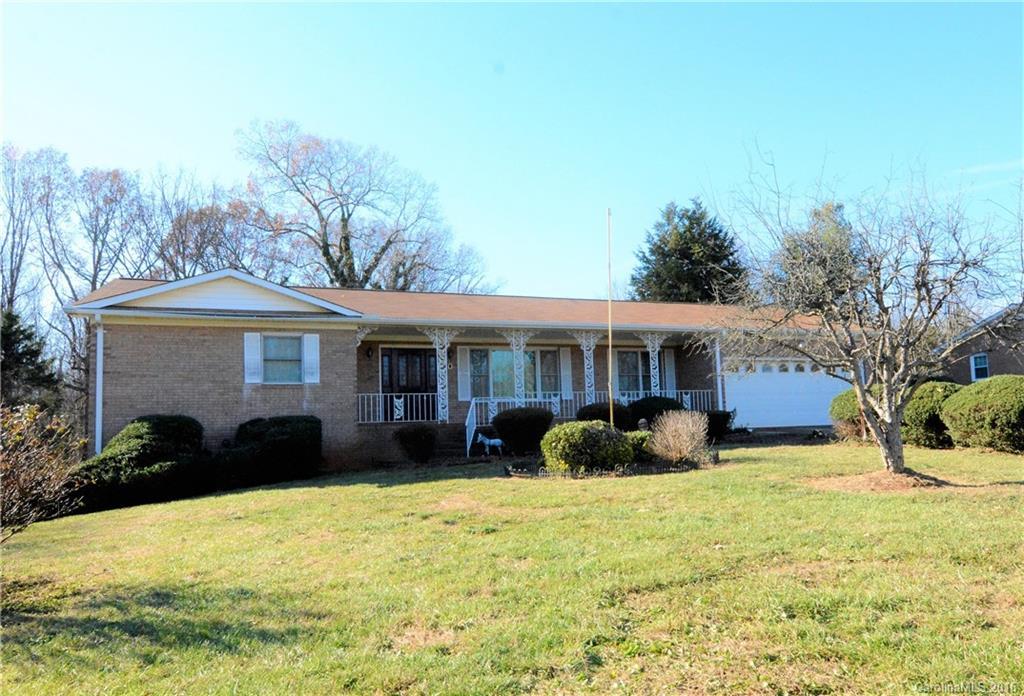 150 Meadowview Dr., Statesville, NC 28625