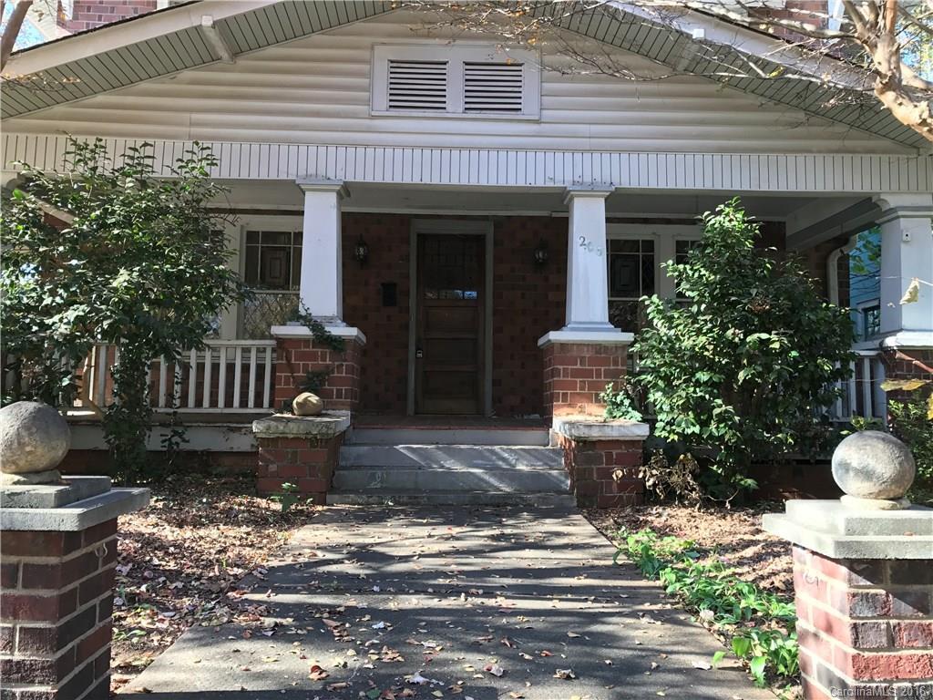 206 S Oak St., Statesville, NC 28677