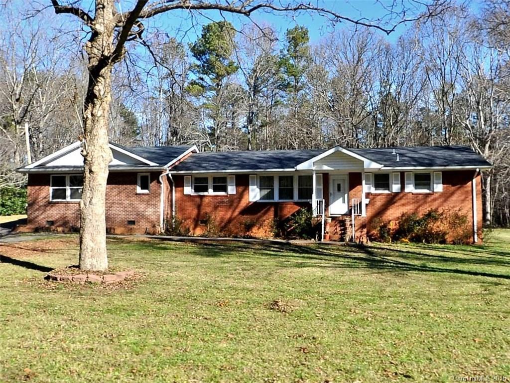 3932 David Dr., Matthews, NC 28105