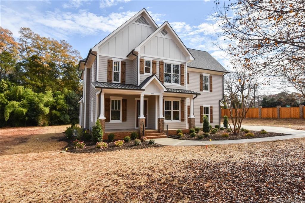 204 Livingston Dr., Charlotte, NC 28211