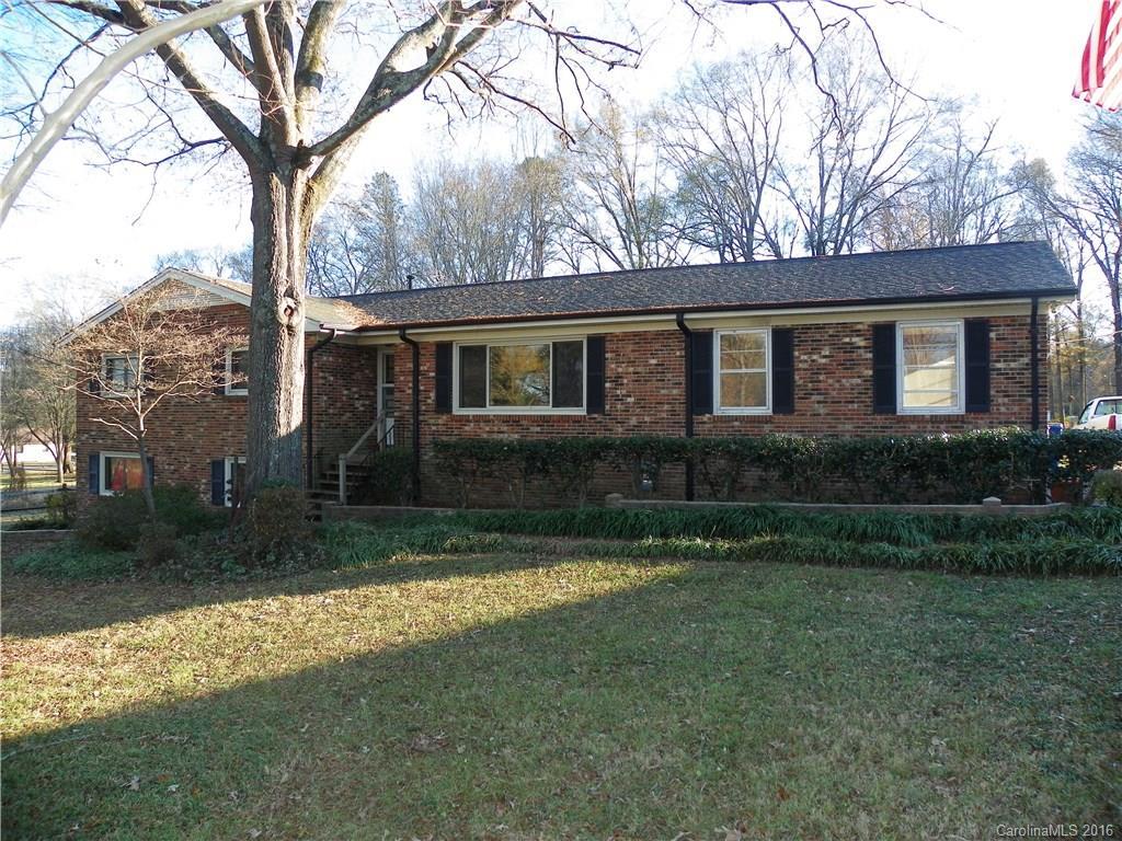 234 Woodside Dr., Harrisburg, NC 28075