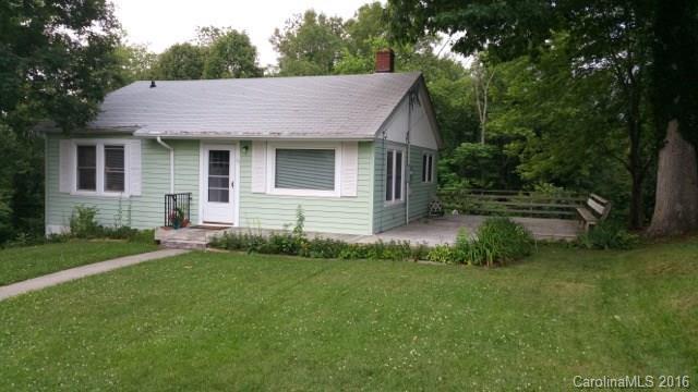 37 Skyland Cir., Asheville, NC 28804