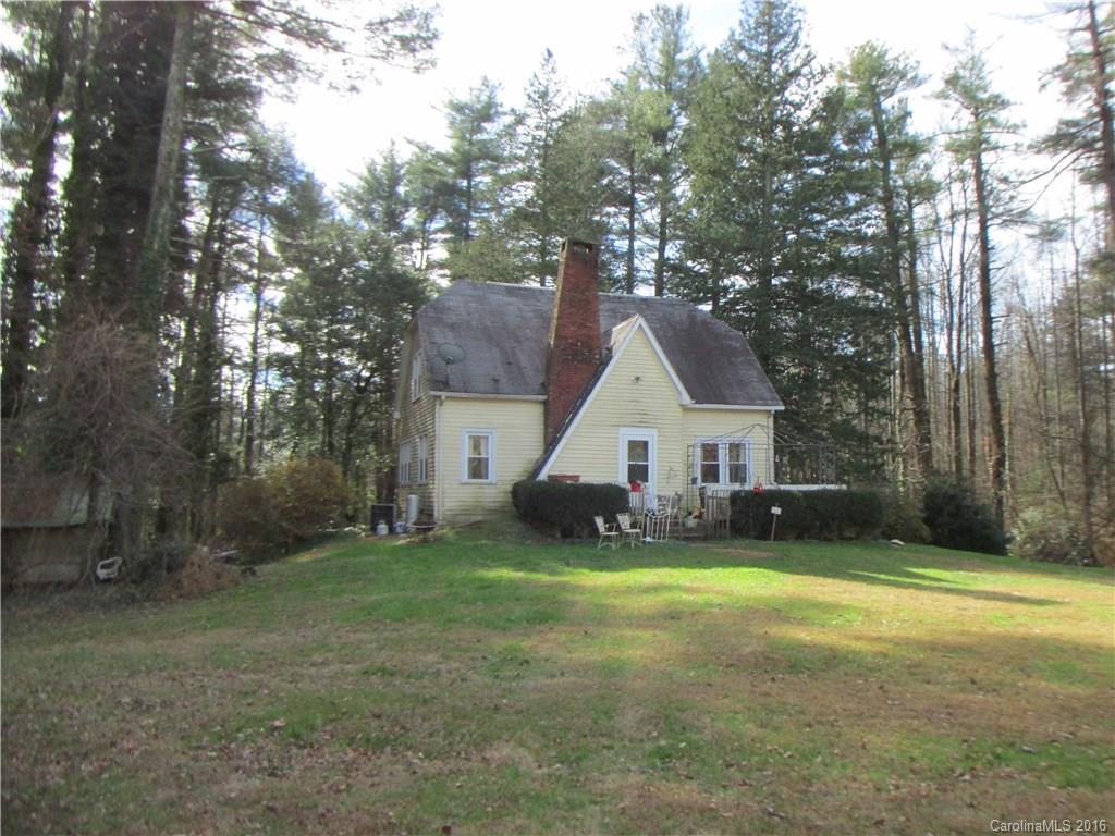 279 Solomons Cove Rd., Flat Rock, NC 28731