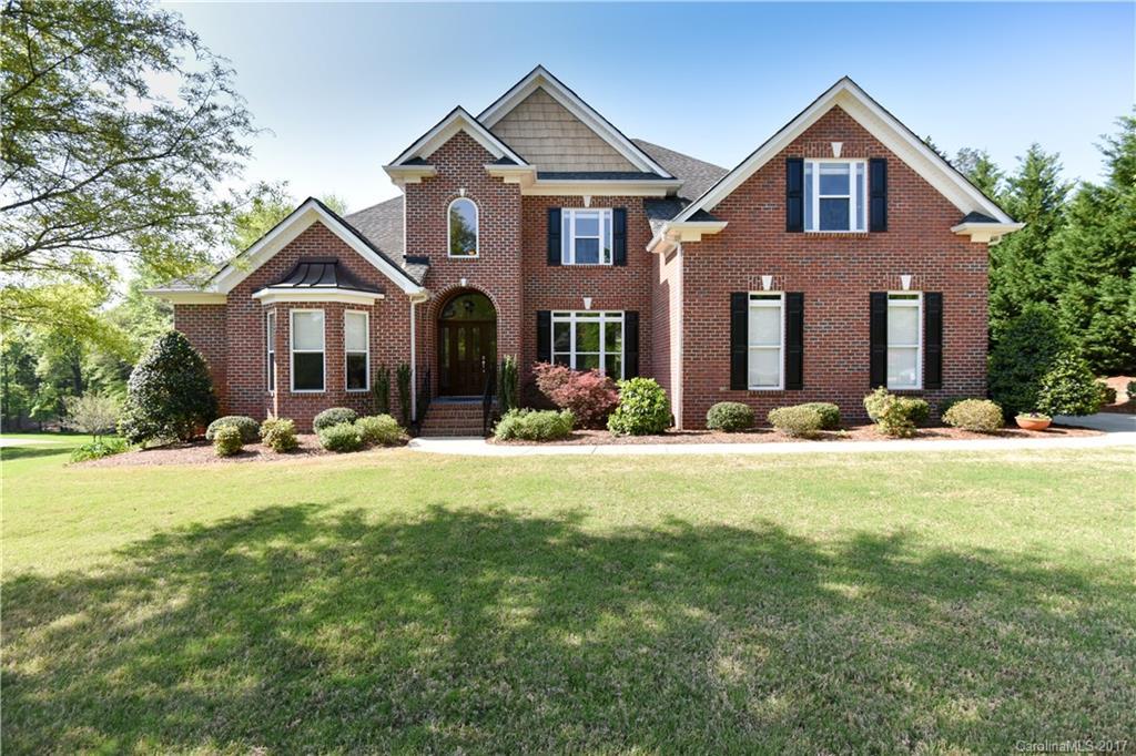 7418 Olde Sycamore Dr., Charlotte, NC 28227