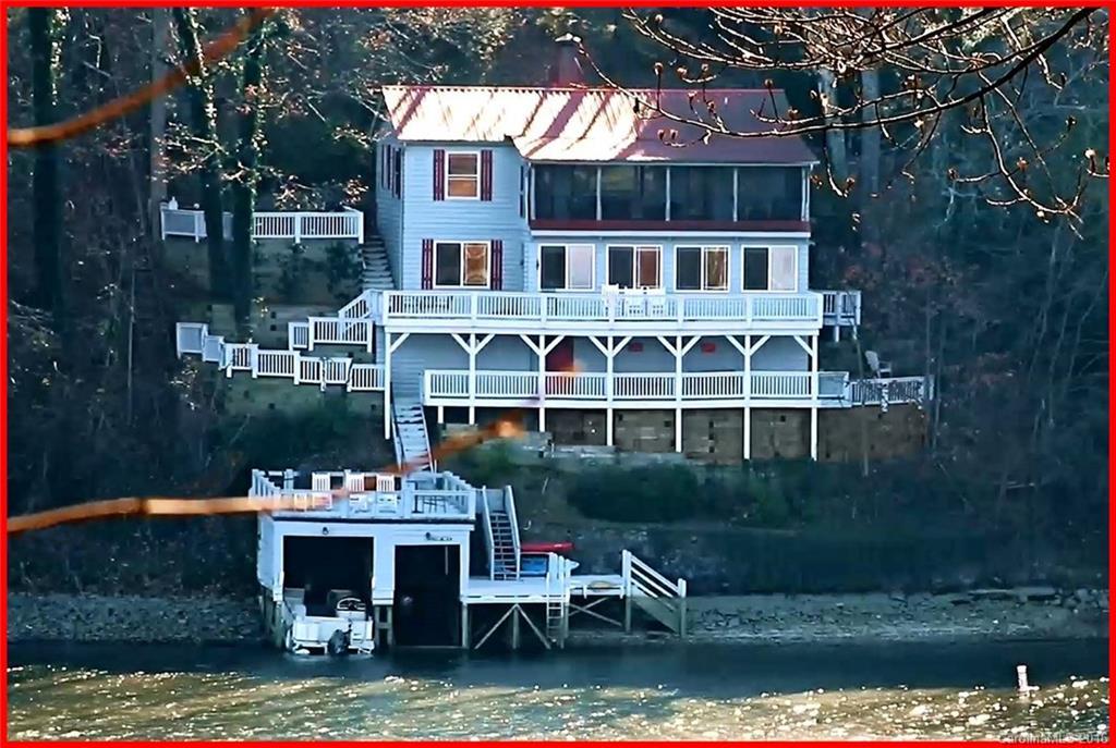 178 Mark Twain Dr., Lake Lure, NC 28746