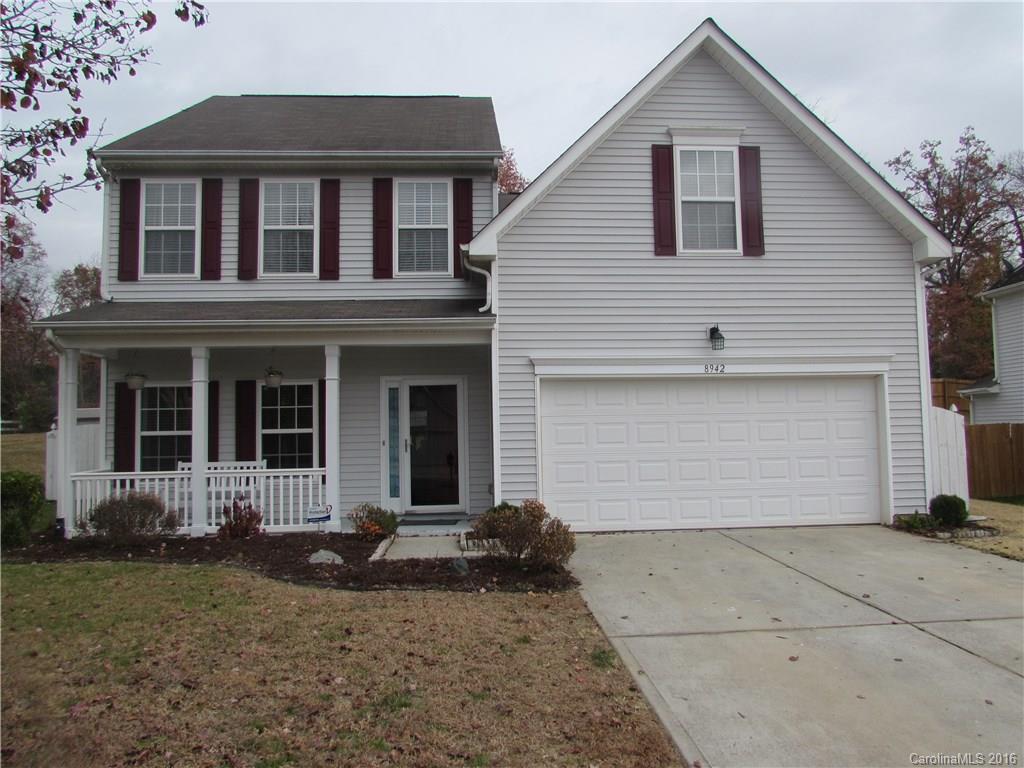 8942 Firestreak Dr., Charlotte, NC 28216