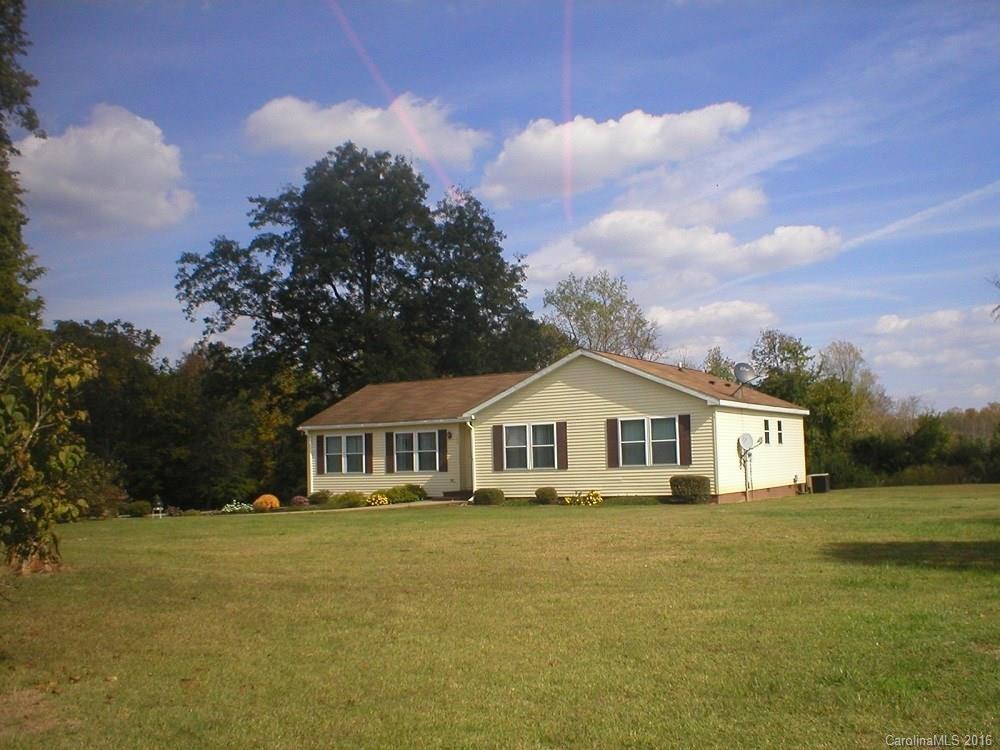 104 Dyson Rd., Harmony, NC 28634