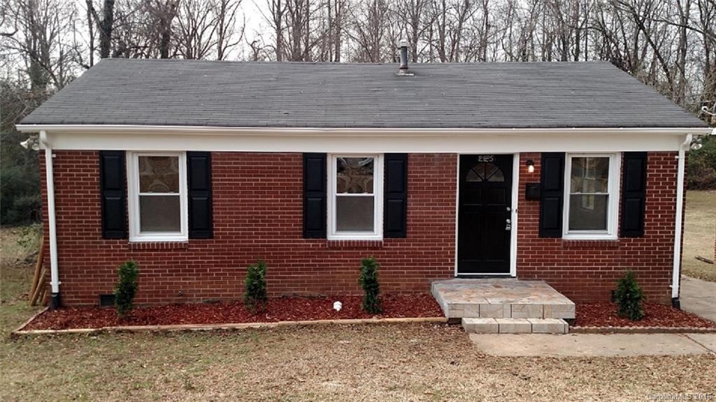 2925 Coronet Way, Charlotte, NC 28208