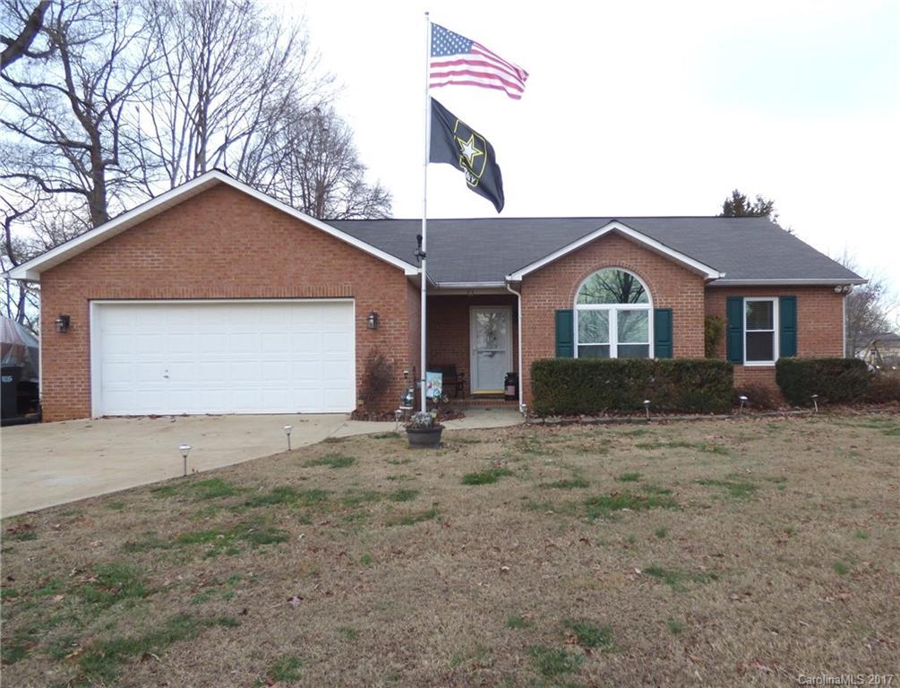 129 Brookview Rd., Statesville, NC 28625