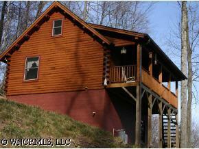 1247 Chimney View Rd., Edneyville, NC 28727