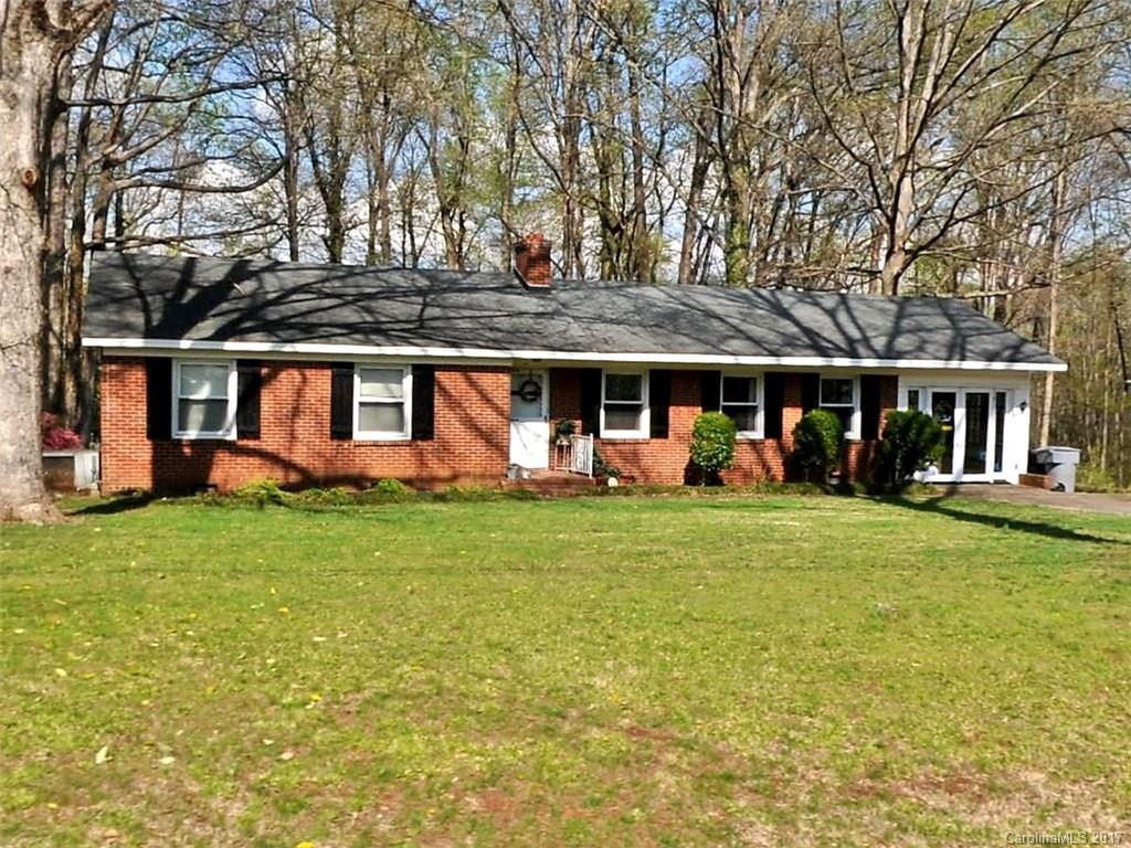 7416 Linda Lake Dr., Charlotte, NC 28215