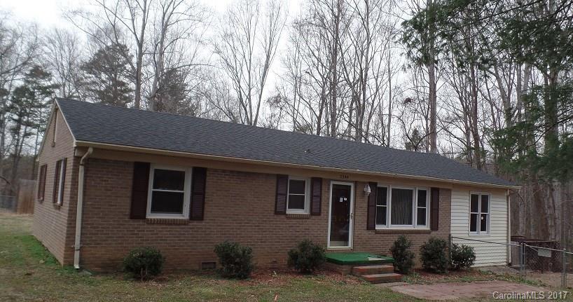 2344 Hedgewood Cir., Gastonia, NC 28052