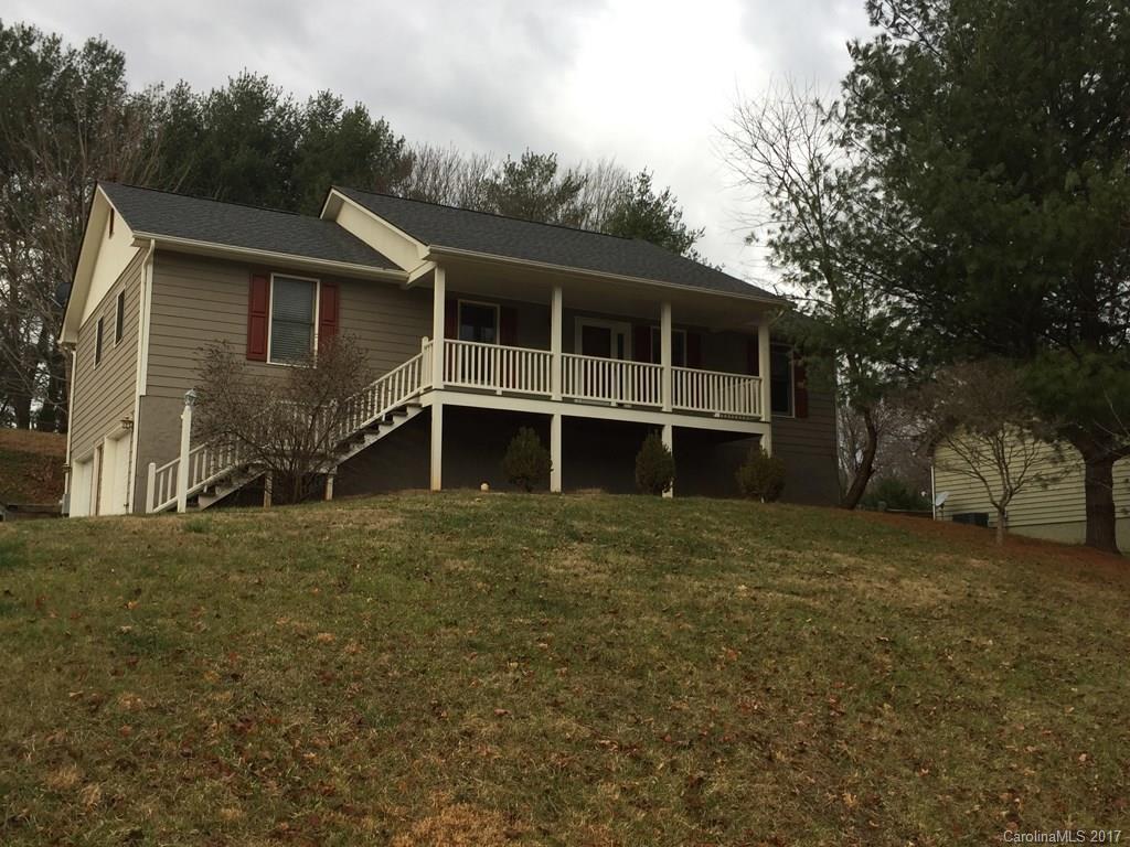 5 Orchard Pl., Weaverville, NC 28787