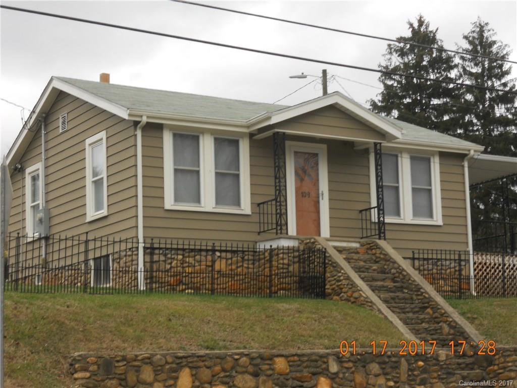 109 N Main St., Canton, NC 28716