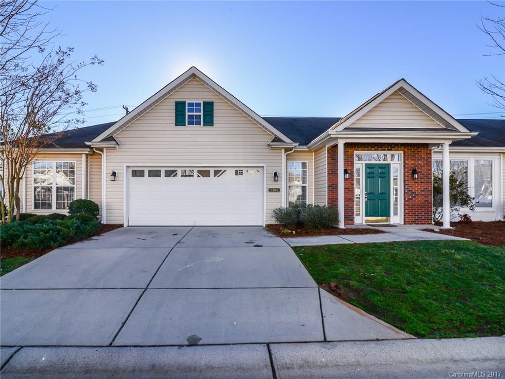 9204 Duckhorn Dr., Charlotte, NC 28277
