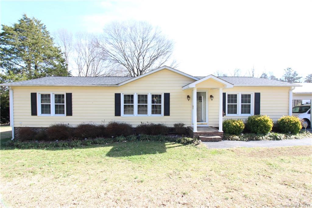 306 Ledford Dr., Gastonia, NC 28056