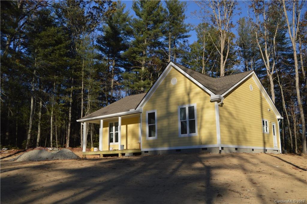 266 Sugar St., Hendersonville, NC 28792