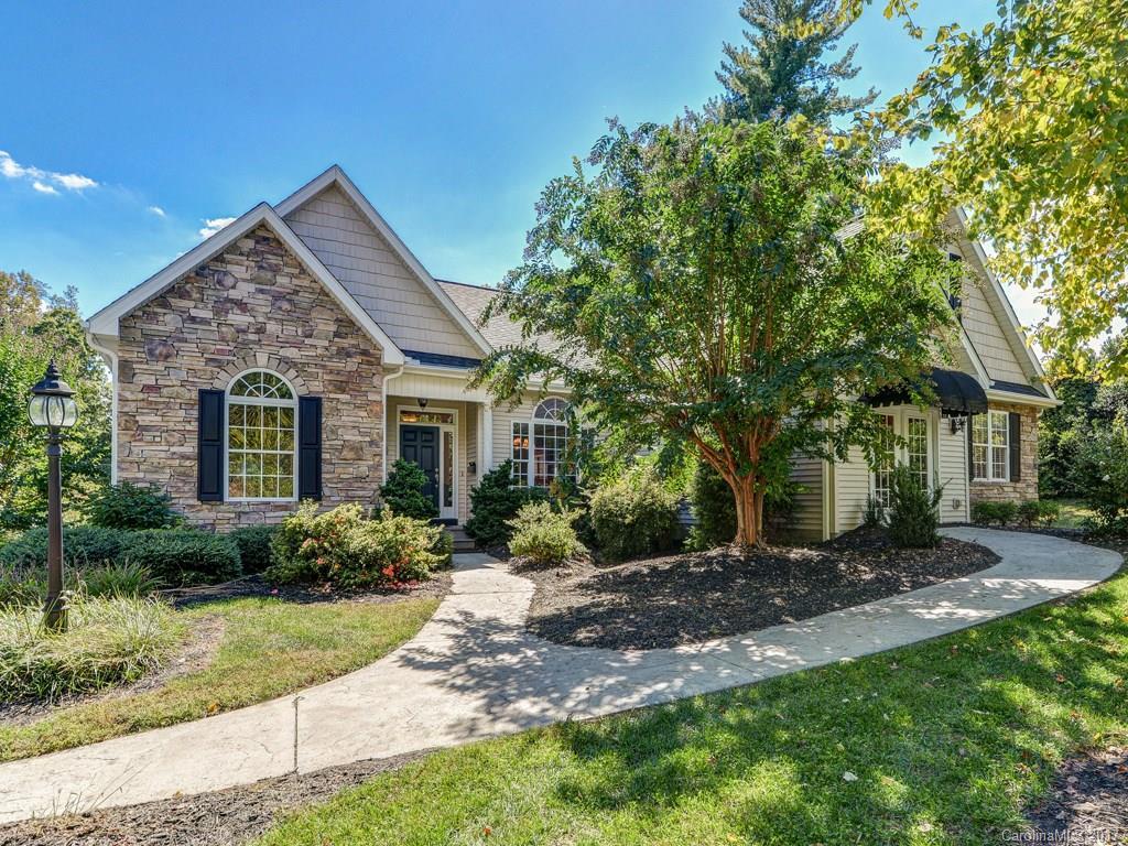 160 Old Chimney Rock Rd., Hendersonville, NC 28792