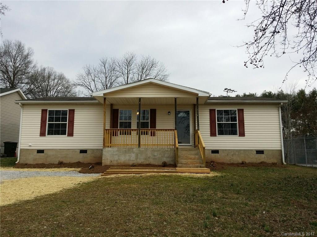 514 Sylvia St., Statesville, NC 28677