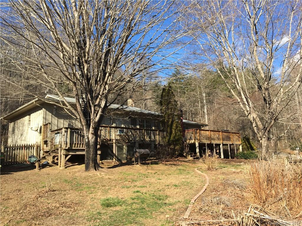 325 Falcon Hill Dr., Sylva, NC 28779