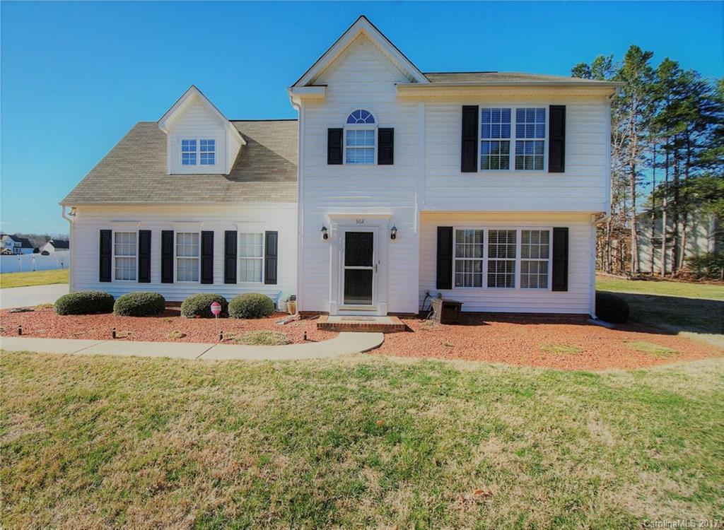 362 Brook Glen Dr., Mooresville, NC 28115