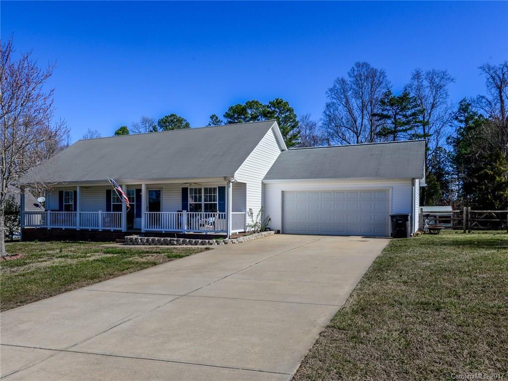 146 Brook Glen Dr., Mooresville, NC 28115