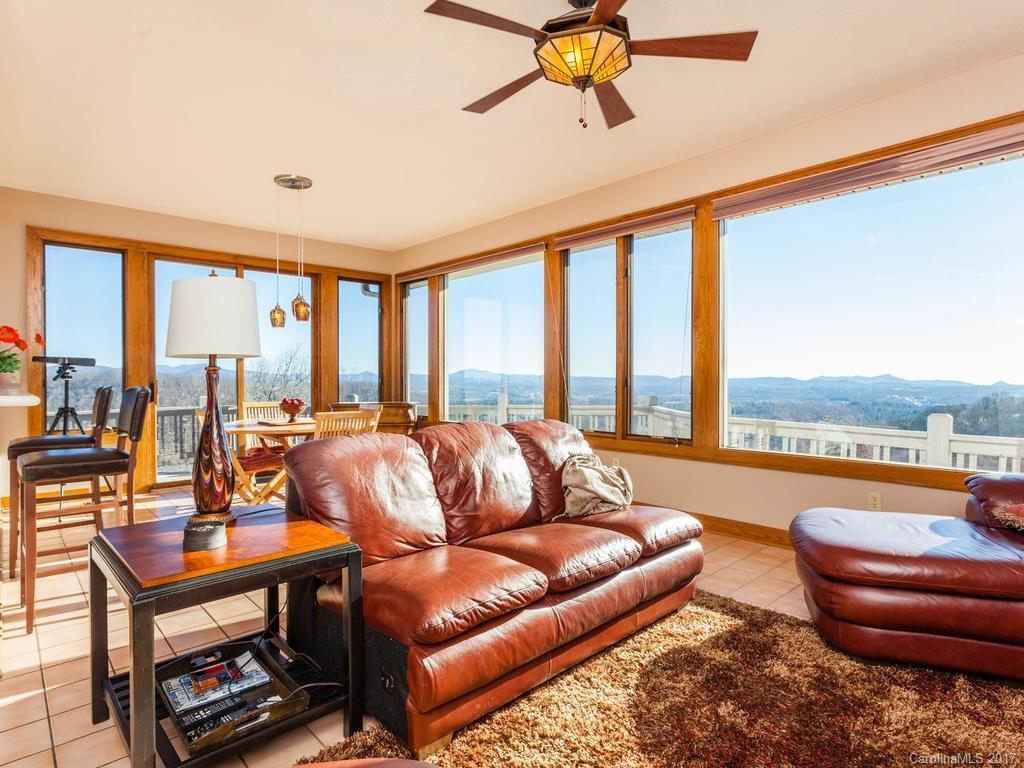 270 Country Ridge Rd., Hendersonville, NC 28739